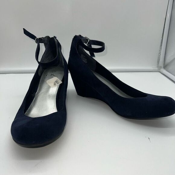 It’s OK Ankle Strap Deep Navy Blue Suede Wedge Heel Shoes - Picture 1 of 10